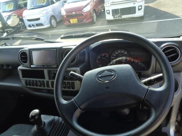 HINO DUTRO 2013 Image 31