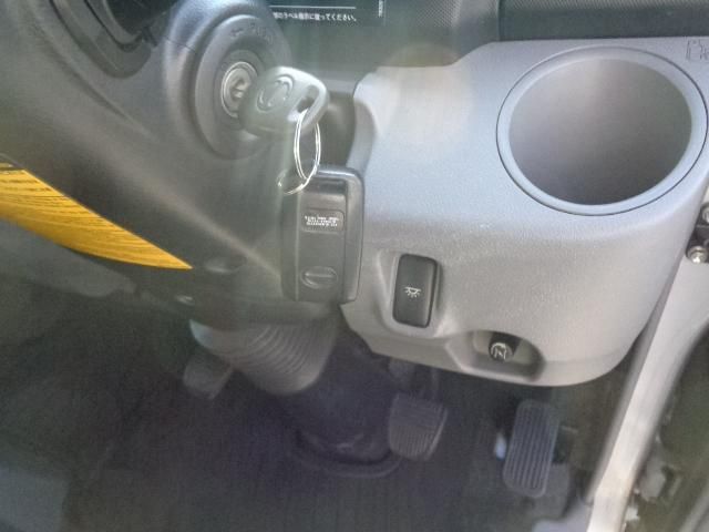 HINO DUTRO 2013 Image 31