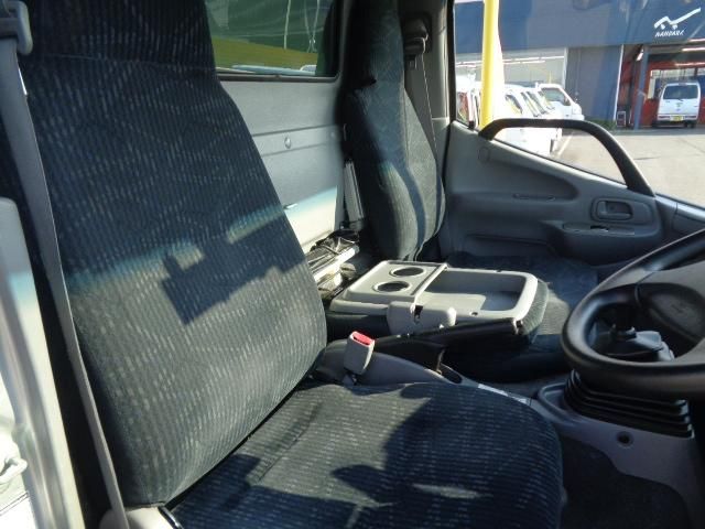 HINO DUTRO 2013 Image 31