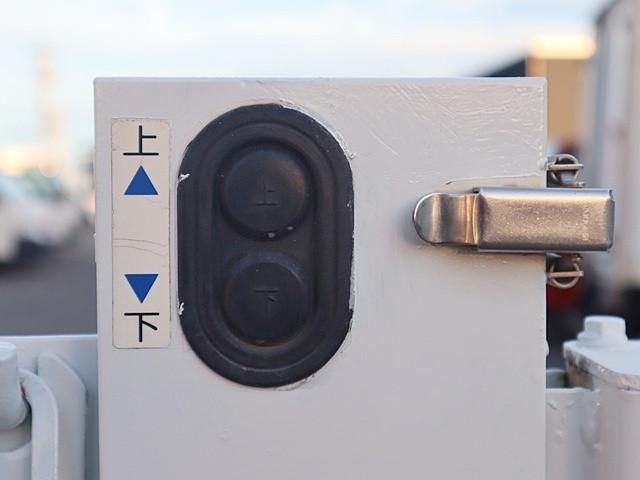 DAIHATSU HIJET TRUCK 2015 Image 31