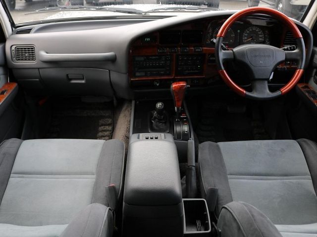 TOYOTA LANDCRUISER WAGON 1992 Image 31