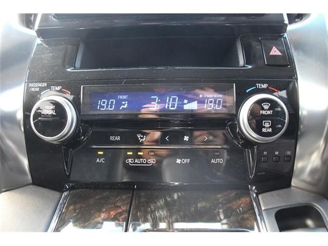 TOYOTA VELLFIRE 2016 Image 31