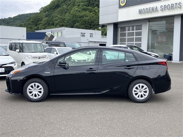 TOYOTA PRIUS 4WD 2020 Image 31