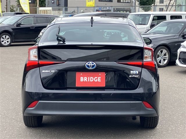 TOYOTA PRIUS 4WD 2020 Image 31