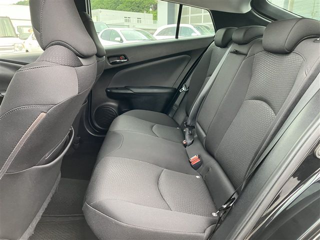 TOYOTA PRIUS 4WD 2020 Image 31