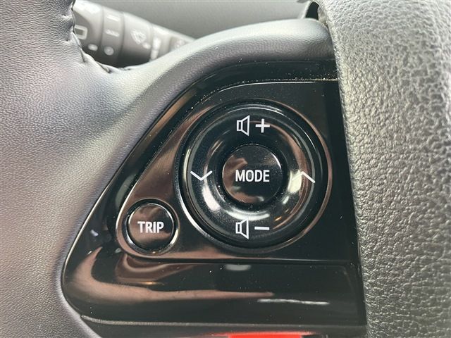 TOYOTA PRIUS 4WD 2020 Image 31