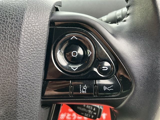 TOYOTA PRIUS 4WD 2020 Image 31