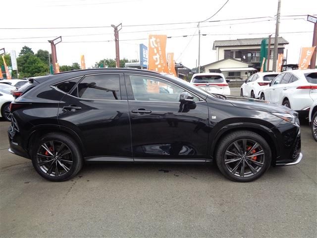 TOYOTA LEXUS NX350H 2023 Image 31