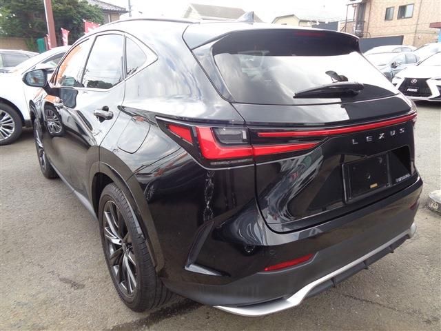 TOYOTA LEXUS NX350H 2023 Image 31
