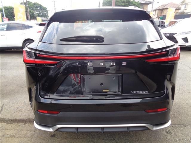 TOYOTA LEXUS NX350H 2023 Image 31