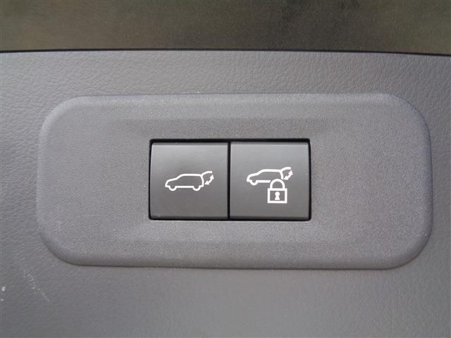 TOYOTA LEXUS NX350H 2023 Image 31