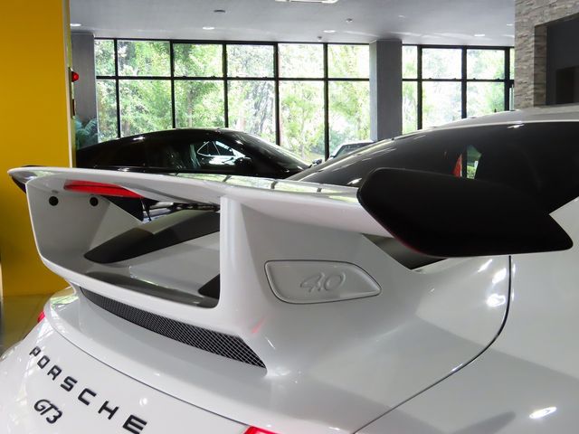 PORSCHE 911 2019 Image 31