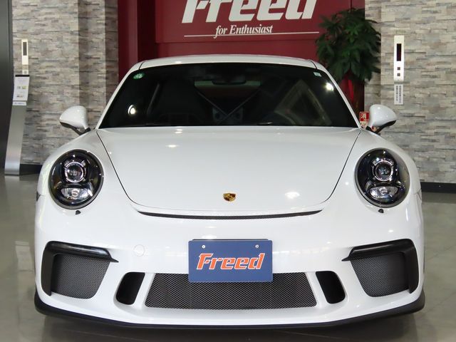 PORSCHE 911 2019 Image 31