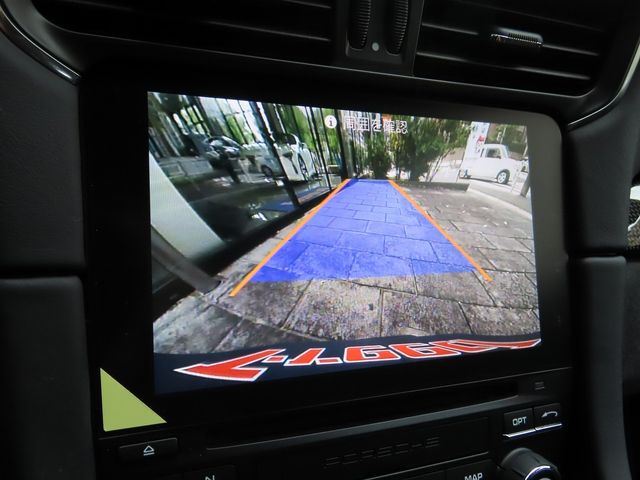 PORSCHE 911 2019 Image 31