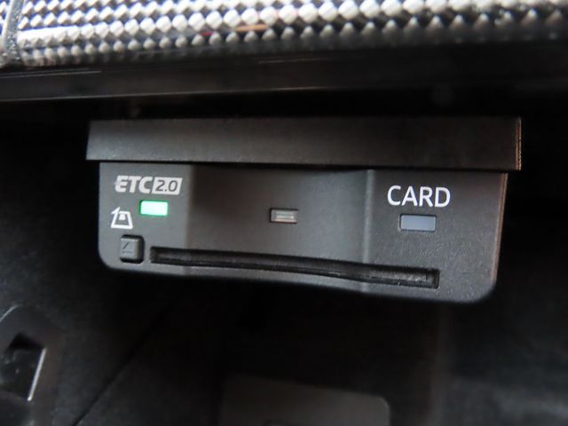 PORSCHE 911 2019 Image 31