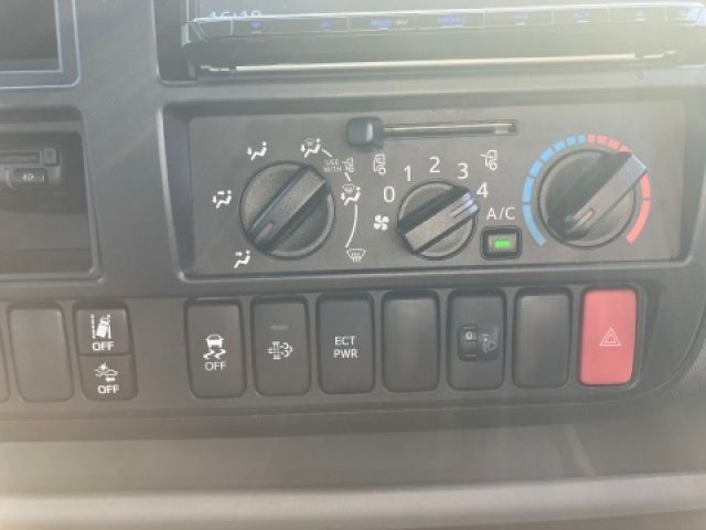 HINO DUTRO 2023 Image 31