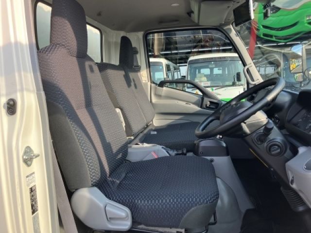 HINO DUTRO 2023 Image 31