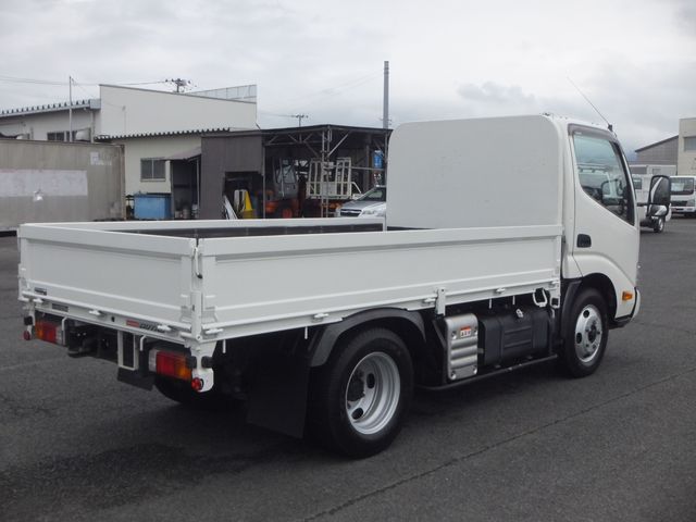 HINO DUTRO 2020 Image 31