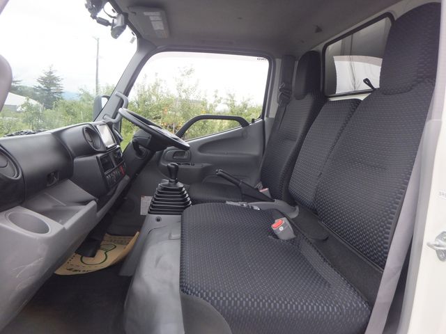 HINO DUTRO 2020 Image 31