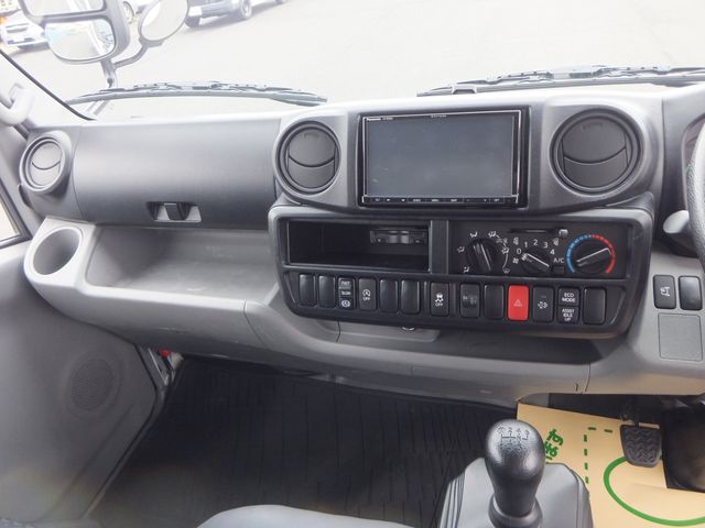 HINO DUTRO 2020 Image 31