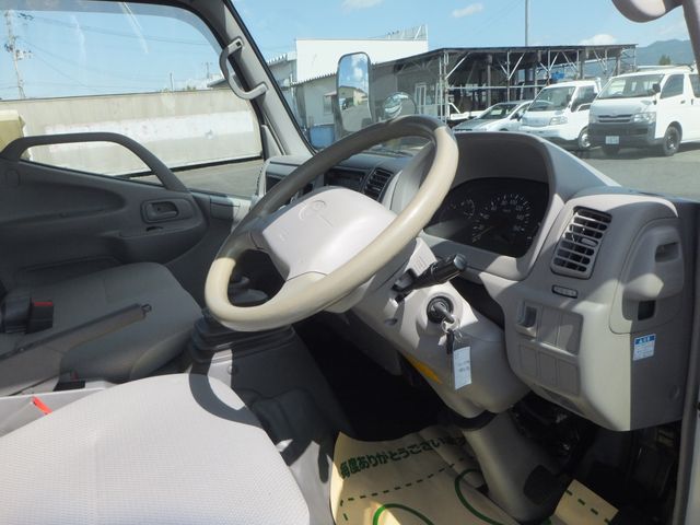 TOYOTA TOYOACE 2014 Image 31