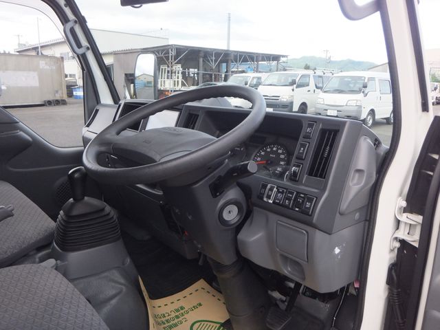 ISUZU ELF 2019 Image 31