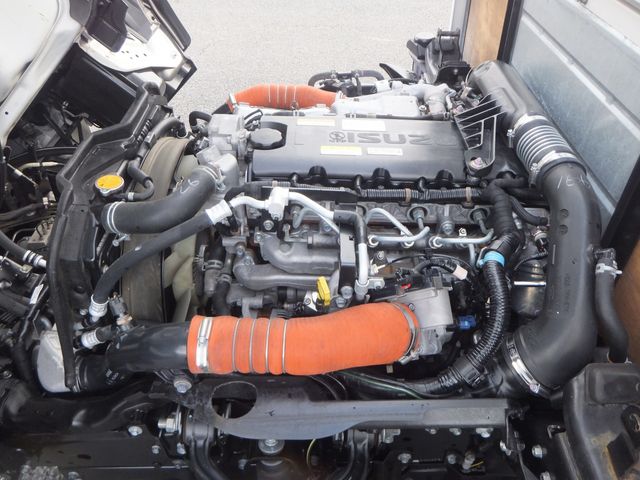 ISUZU ELF 2019 Image 31