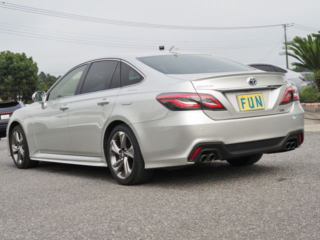 TOYOTA CROWN SEDAN HYBRID 2020 Image 31
