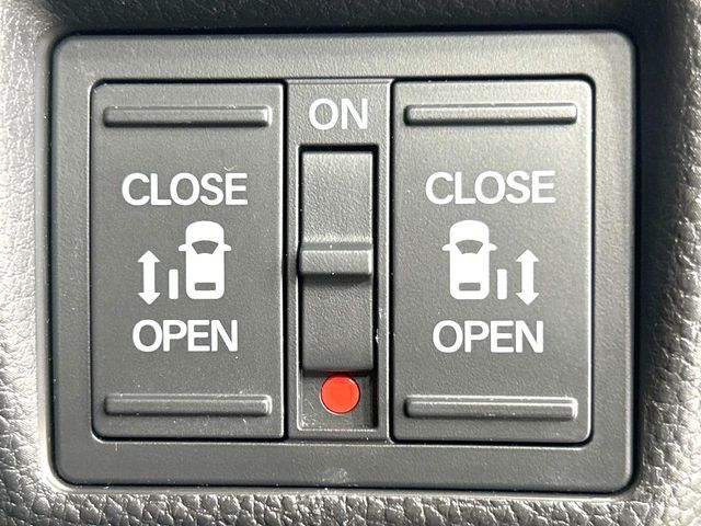 HONDA N BOX CUSTOM 2017 Image 31