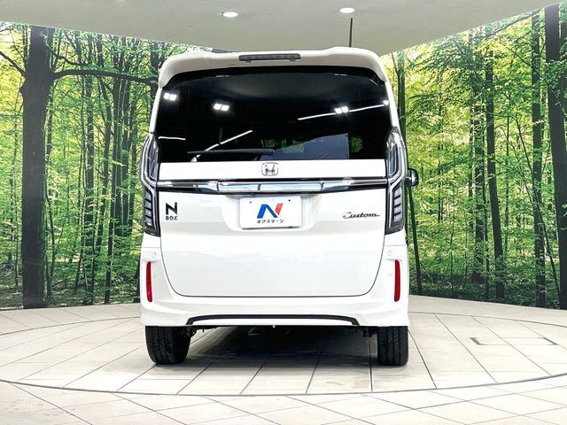 HONDA N BOX CUSTOM 2017 Image 31