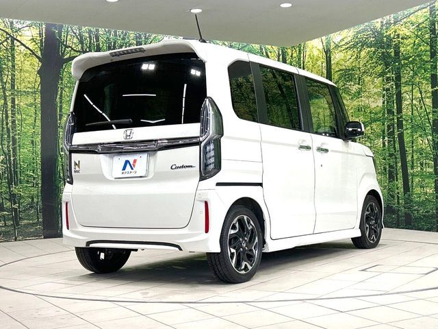 HONDA N BOX CUSTOM 2017 Image 31