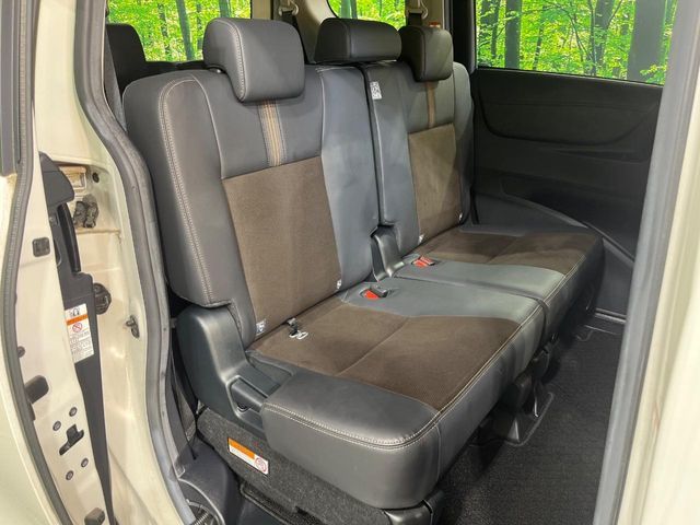 TOYOTA SIENTA 2018 Image 31