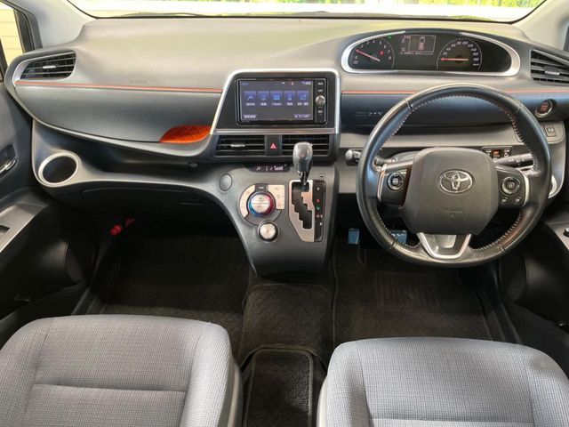 TOYOTA SIENTA 2017 Image 31