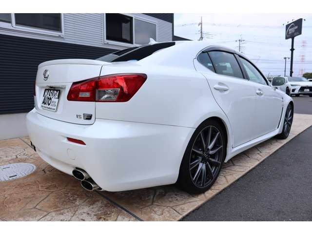 TOYOTA LEXUS IS F 2011 Image 31