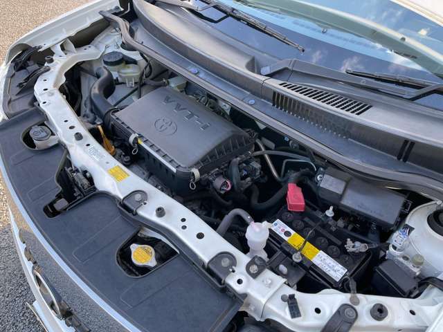 TOYOTA BB 2014 Image 31