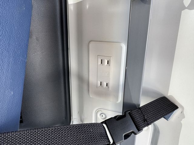 TOYOTA LITEACE VAN 4WD 2019 Image 31