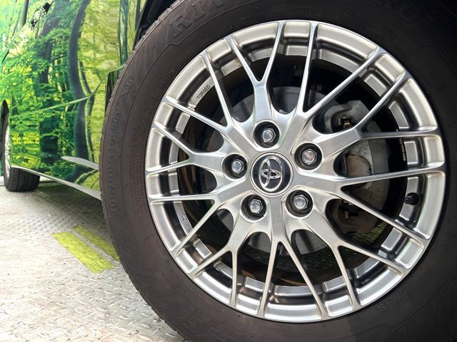 TOYOTA VOXY HYBRID 2018 Image 31