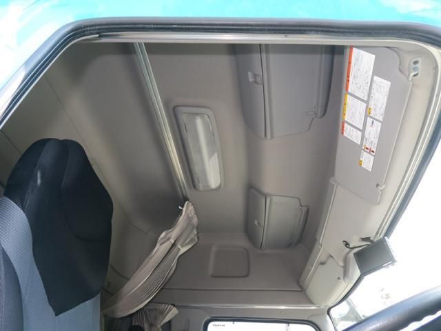 HINO PROFIA 2017 Image 31