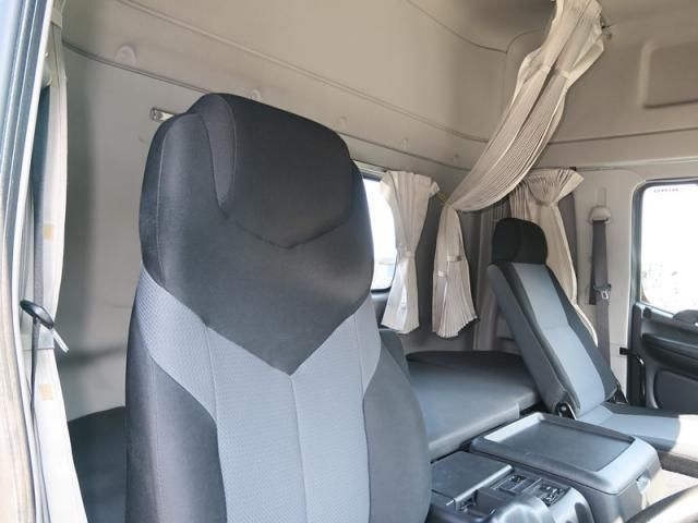 HINO PROFIA 2017 Image 31