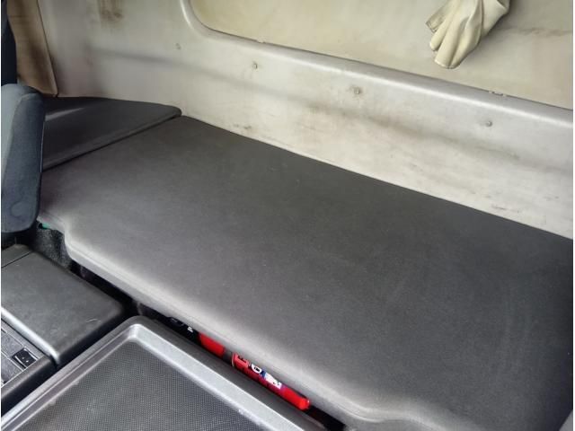 HINO PROFIA 2016 Image 31