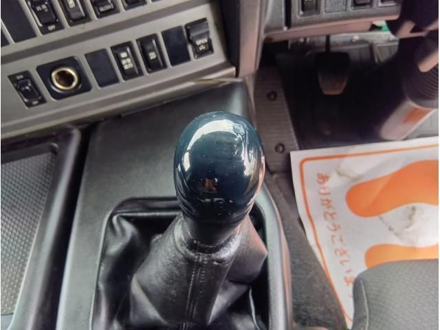 HINO PROFIA 2016 Image 31