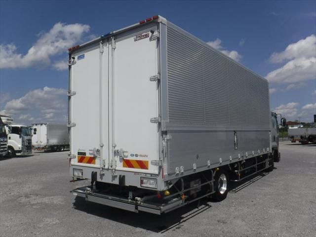 ISUZU FORWARD 2018 Image 31