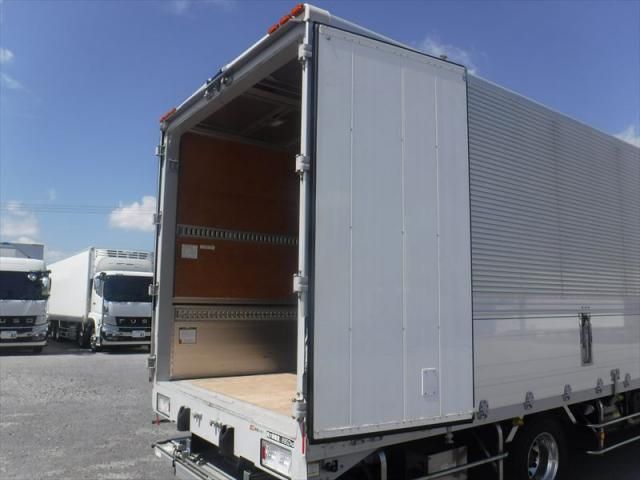 ISUZU FORWARD 2018 Image 31