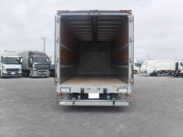 ISUZU FORWARD 2018 Image 31