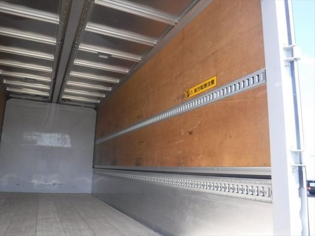 ISUZU FORWARD 2018 Image 31