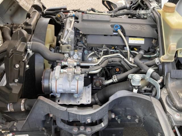 MITSUBISHI CANTER 2023 Image 31