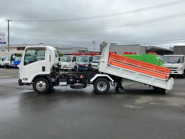ISUZU ELF 2018 Image 31