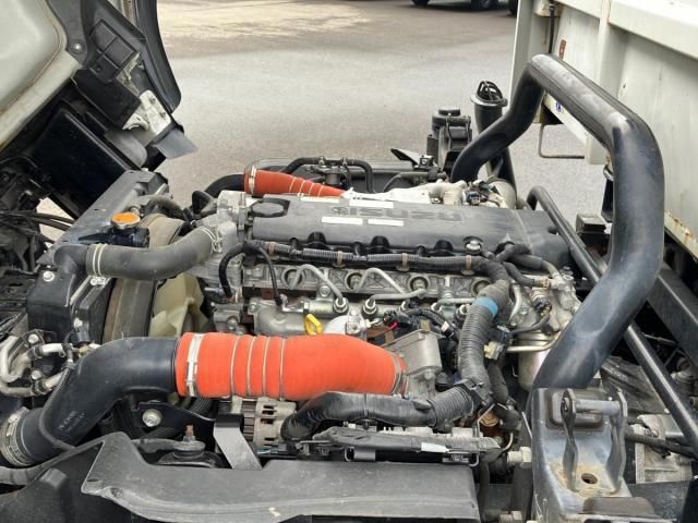 ISUZU ELF 2018 Image 31