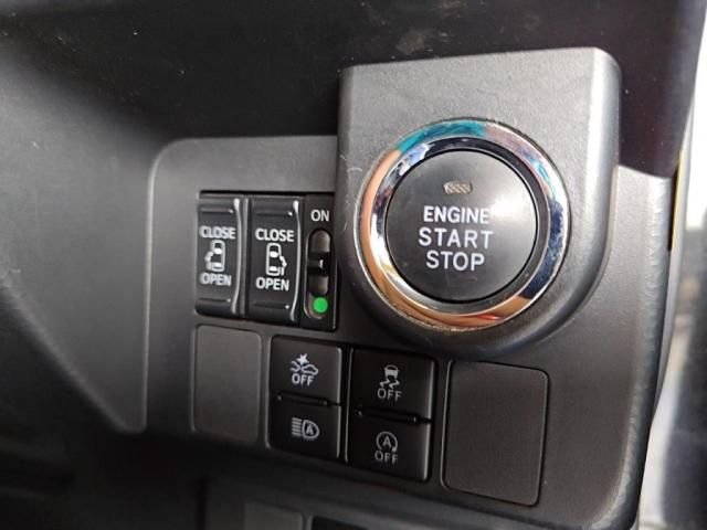 TOYOTA TANK 2019 Image 31