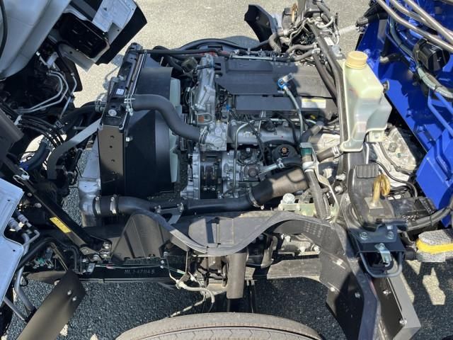 MITSUBISHI CANTER 2025 Image 31